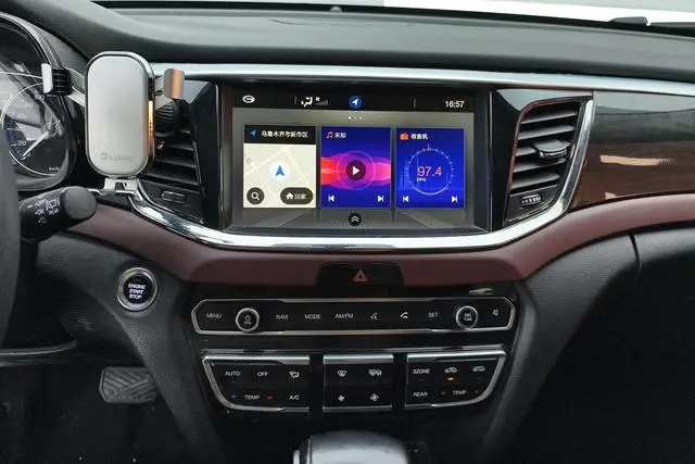 GAC Trumpchi GS8 320T two-wheel drive luxury Zhilian Edition 7 seats