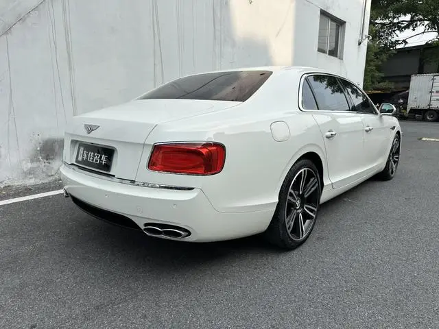 Bentley Flying 4.0T V8 Standard Edition