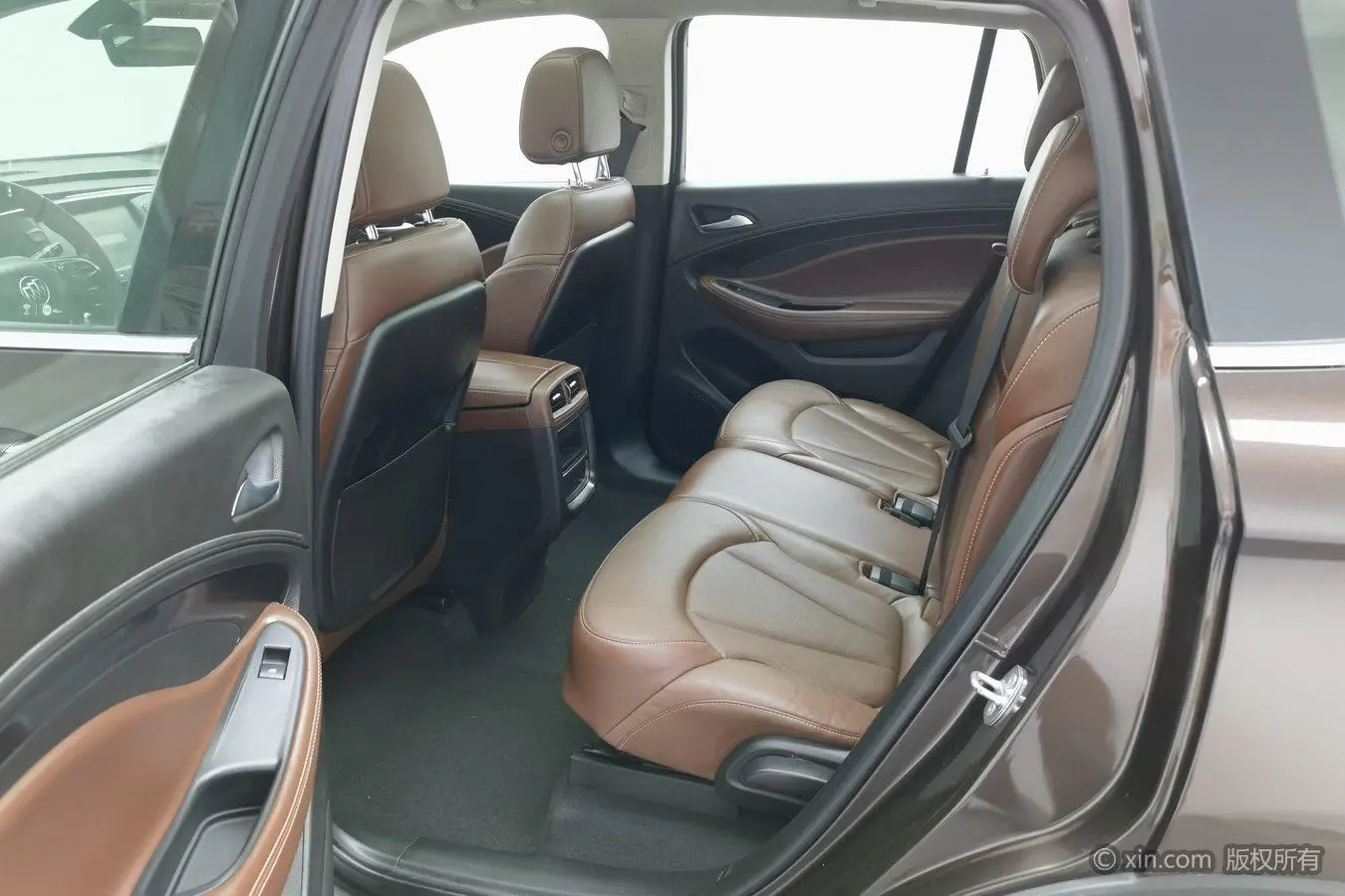 Buick Angkewei 532T two-wheel drive luxury