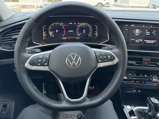 Volkswagen Tanyue X 330TSI two-wheel drive Premium Smart edition