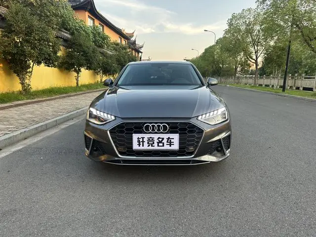 Audi Audi A4L 40 TFSI luxury Elegant Type