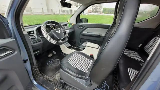 Wuling Wuling Hongguang MINIEV Macaron Premium Lithium Iron Phosphate