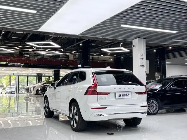 Volvo Volvo XC60 PHEV T8 four-wheel drive long battery life Zhiyuan Deluxe Edition