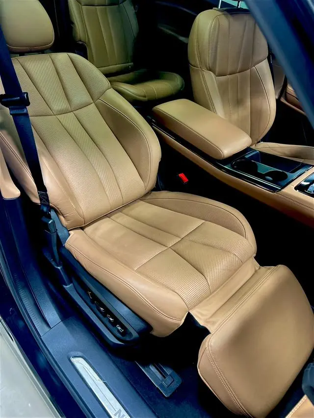 NIO NIO ES8 580KM six-seater version
