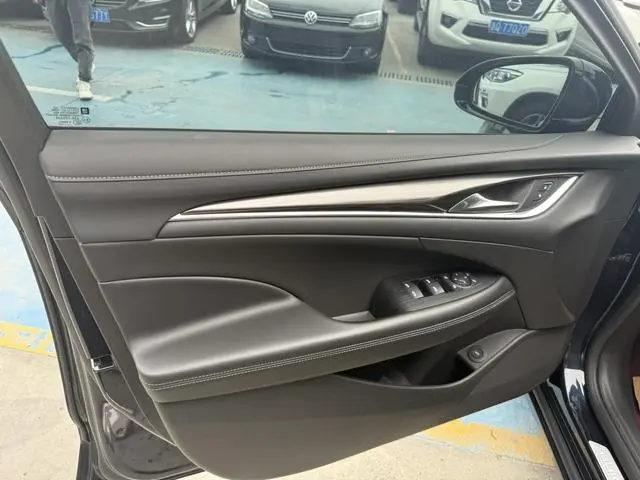 Buick Lacrosse 552T luxury