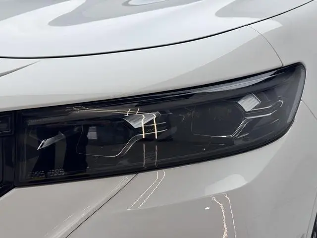 VOYAH Lan Tu FREE Ultra-long battery life smart driving version