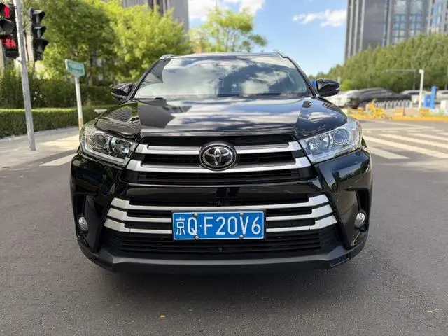 TOYOTA Highlander 2.0T four-wheel drive deluxe edition 7-seater Country V
