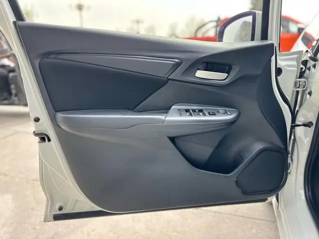 Honda Fit 1.5L CVT Comfortable sunroof Version