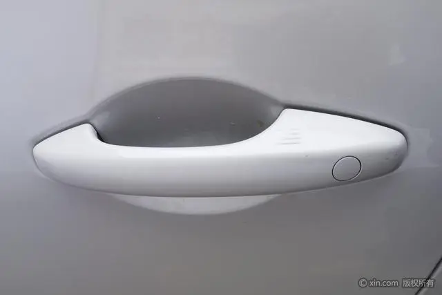 Dongfeng Fengxing Popular yachts 1.5T DCT Wave by Wave version