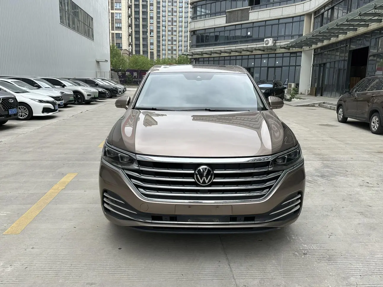 Volkswagen Weiran 380TSI Premium Edition