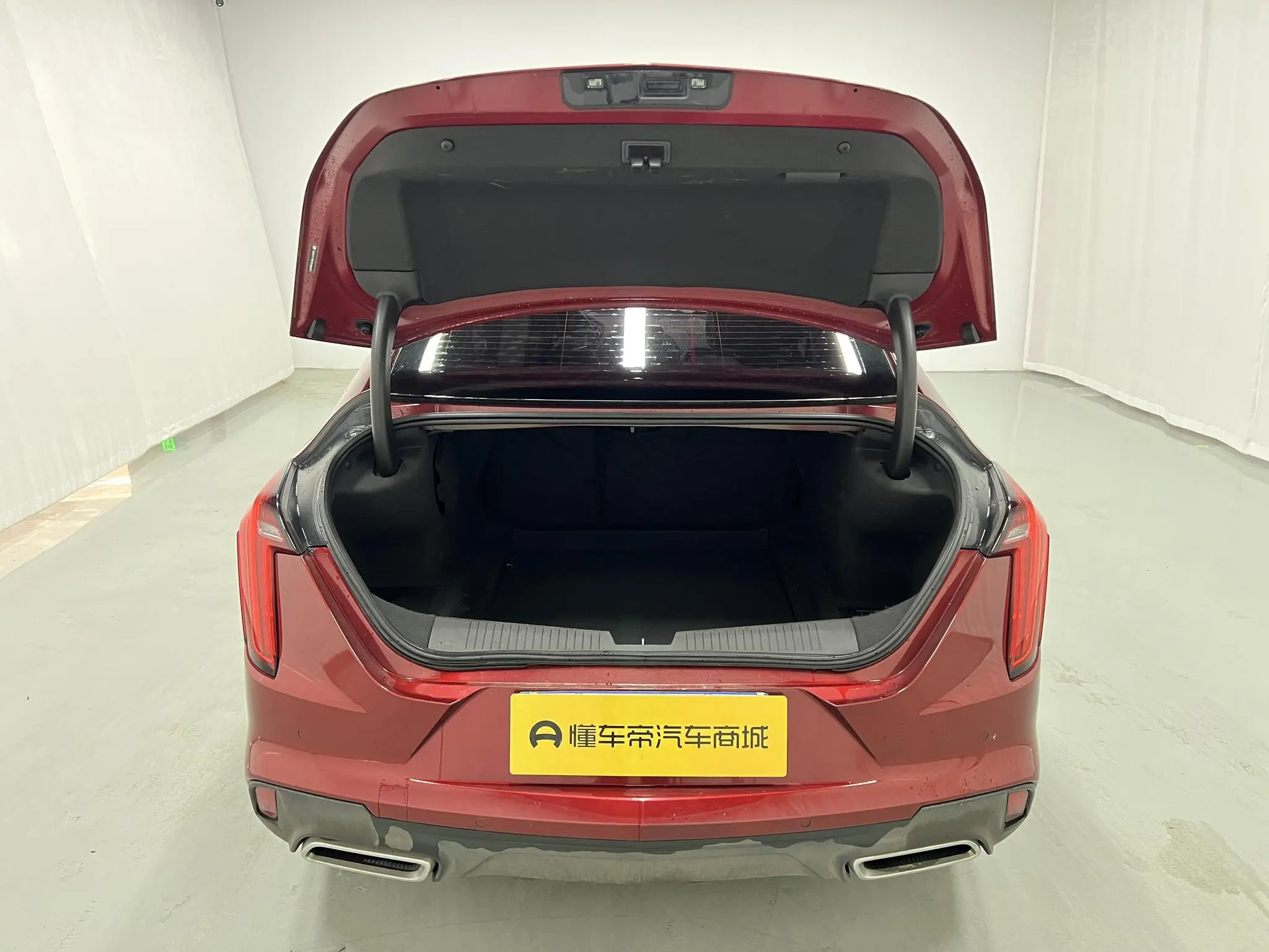 Cadillac Cadillac CT4 28T luxury