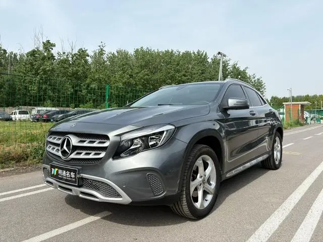Mercedes-Benz Mercedes-Benz GLA GLA 200 dynamic type