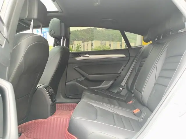 Volkswagen Volkswagen CC 330TSI Charm Edition Country VI