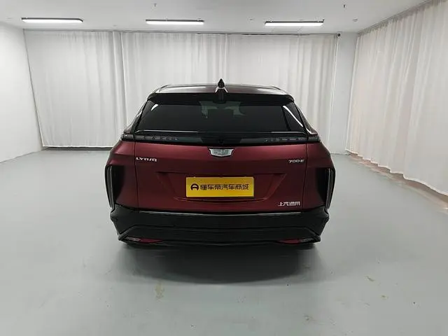 Cadillac IQ Ruige Four-wheel drive high-performance premium edition