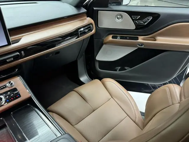 Lincoln Flying home 3.0T V6 four-wheel drive Executive Edition