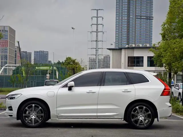 Volvo Volvo XC60 PHEV T8 E-drive Hybrid Zhizun Deluxe Edition Country V