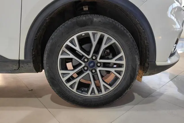Ford Ruiji EcoBoost 245 two-wheel drive Yaoxiang model