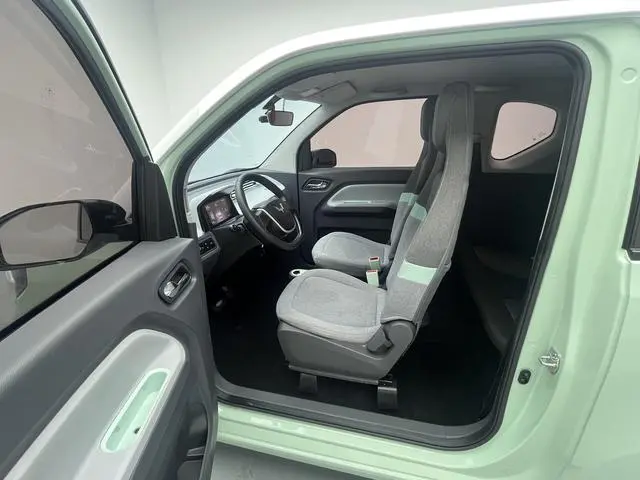 Wuling Wuling Hongguang MINIEV Macaron Premium Lithium Iron Phosphate