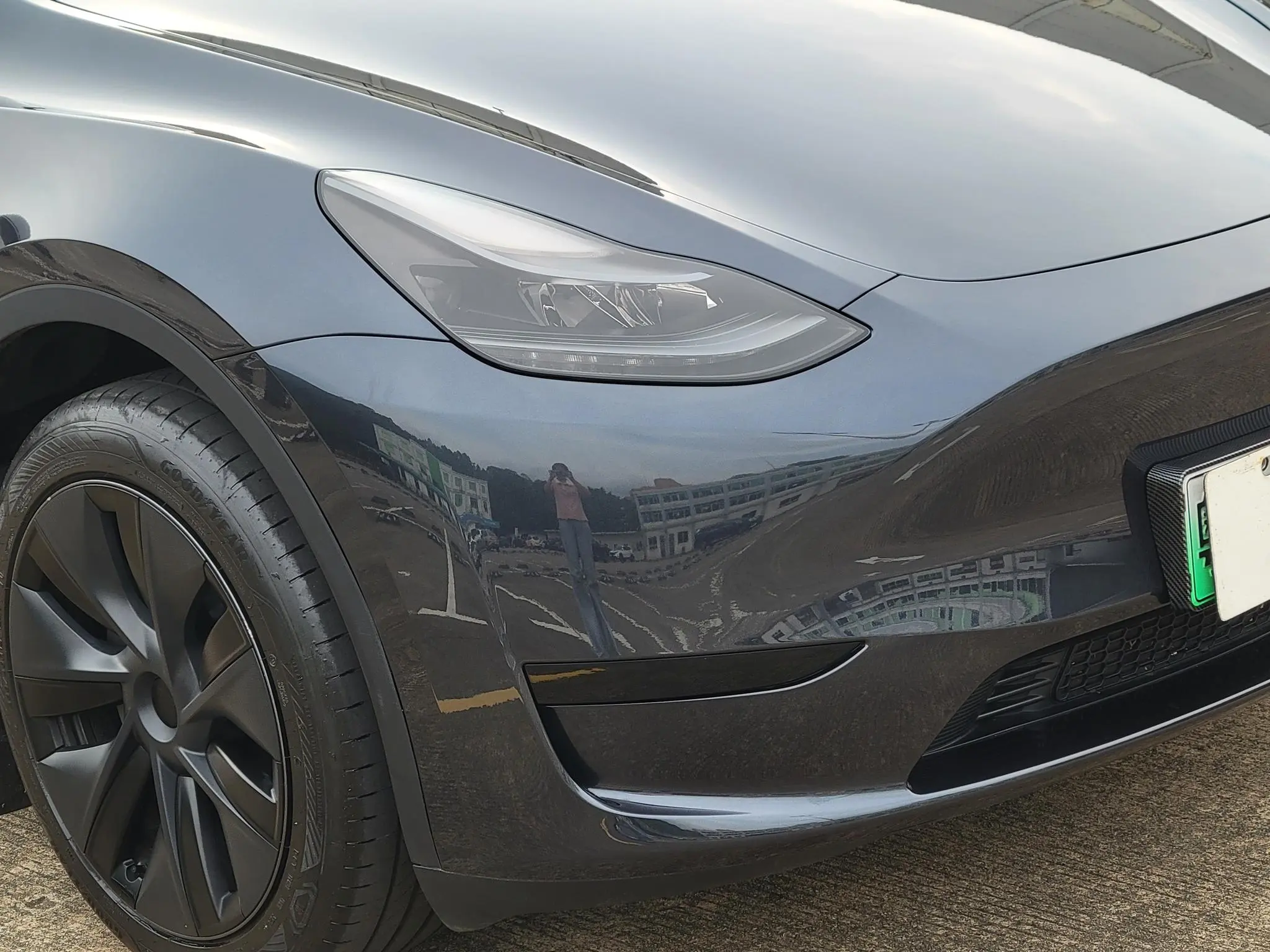 Tesla Model Y Rear-wheel drive version