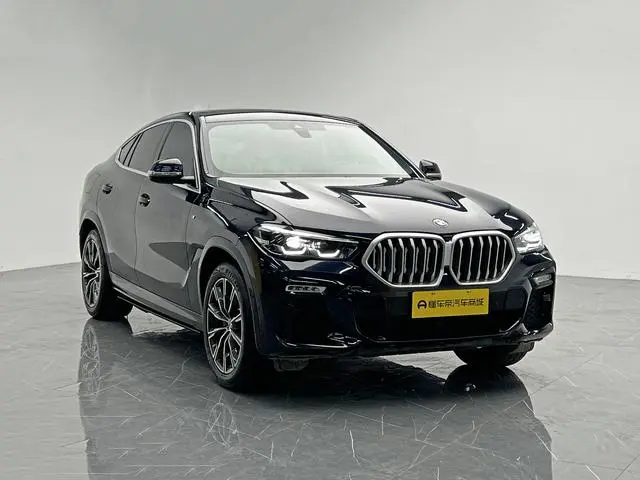 BMW BMW X6 Facelift xDrive30i M sports suit