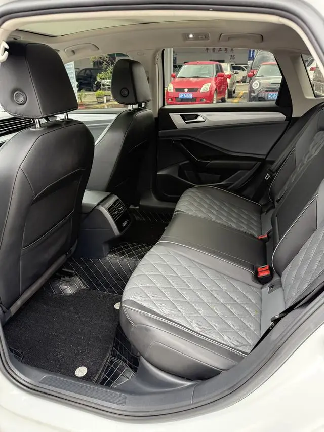 Volkswagen Sagitar 280TSI DSG Beyond Edition