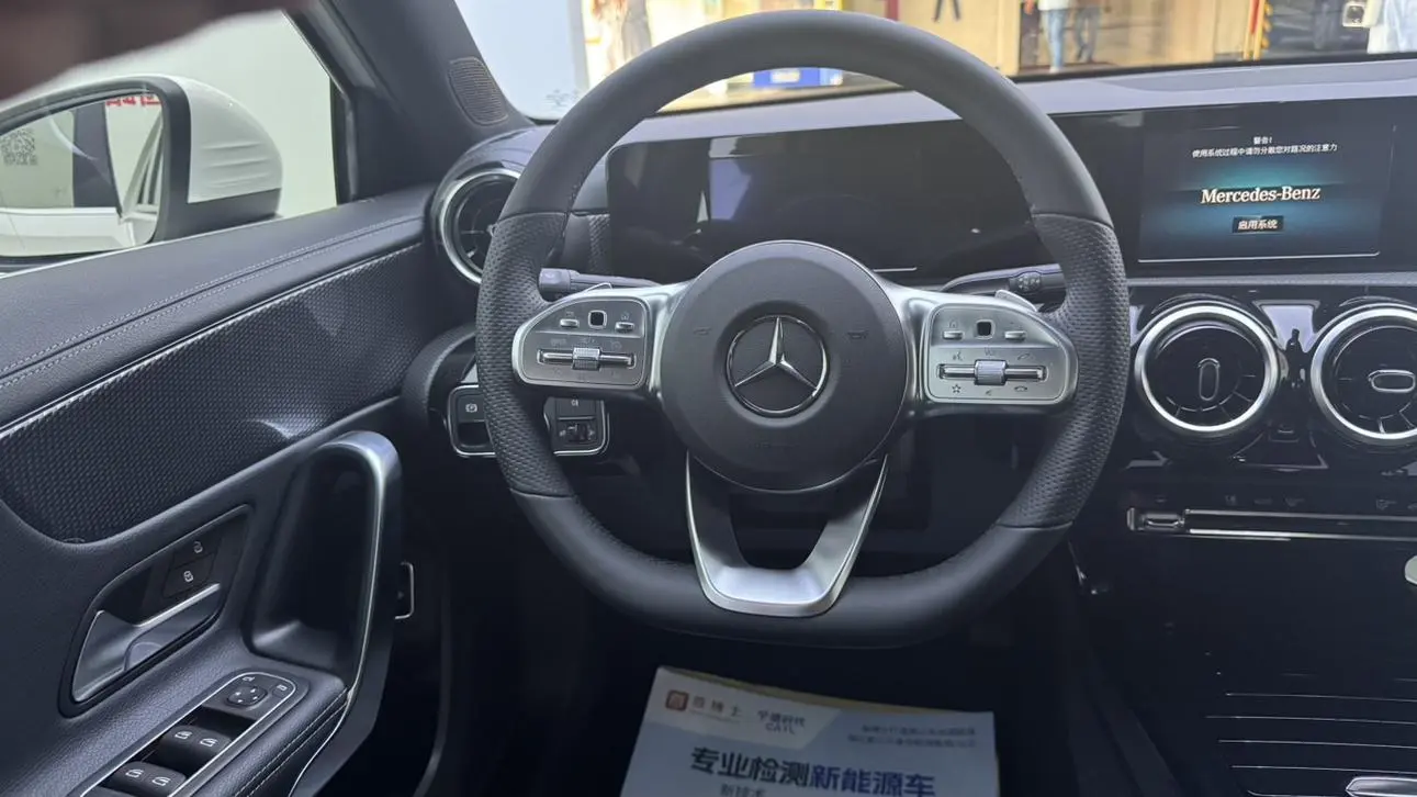 Mercedes-Benz Mercedes-Benz A-class A 180 L sports sedan