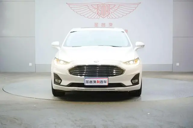 Ford Mondeo EcoBoost 180 fashion type