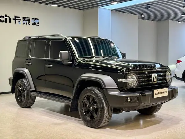 Tank Tank 300 2.0T Conqueror