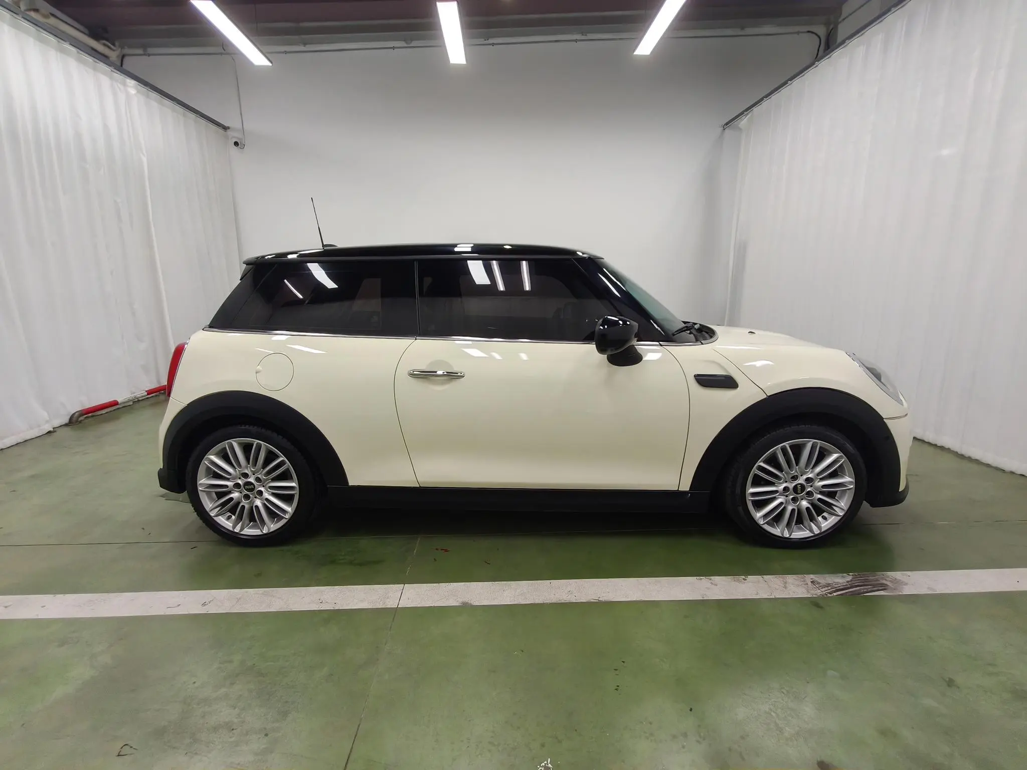 MINI MINI 1.5T COOPER Classic