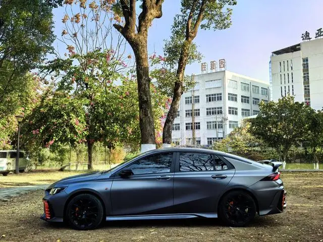 GAC Shadow Leopard 270T J16 R-Style track version