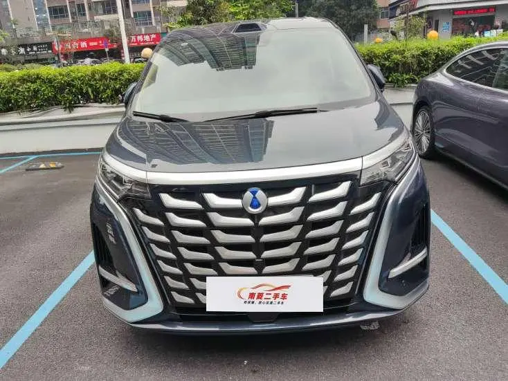Denza Denza D9 DM Smart driving version 1020 four-wheel drive flagship model