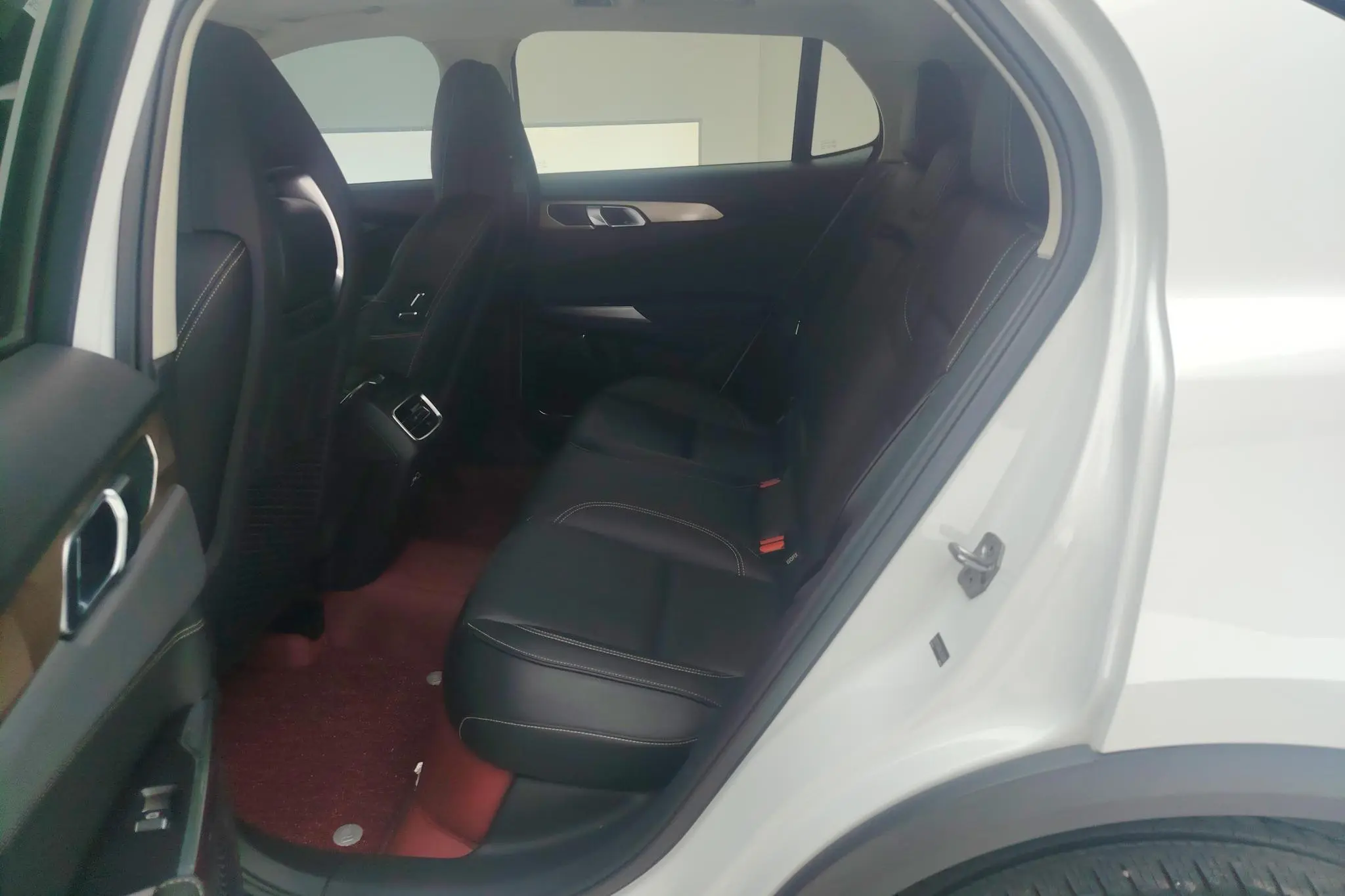 LYNK & CO Lynk 01 2.0T two-wheel drive Pro version country VI