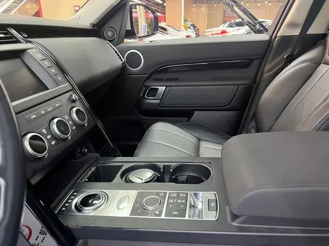 Land Rover discover 3.0 V6 SE
