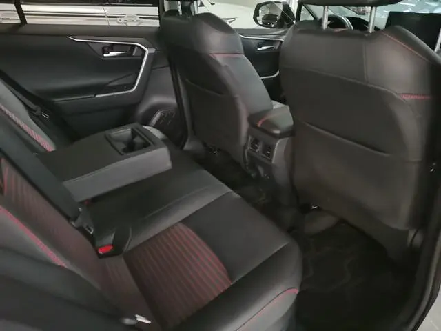 TOYOTA RAV4 Rongfang PHEV 2.5L four-wheel drive flagship Pro