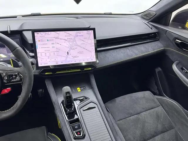 LYNK & CO Lynk 03 03+2.0 TD Automatic Yufeng Version