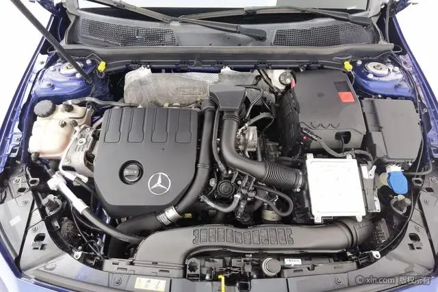 Mercedes-Benz Mercedes-Benz A-class A 200 L sports sedan