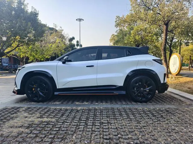 Changan Changan UNI-T 1.5T Sports Flagship