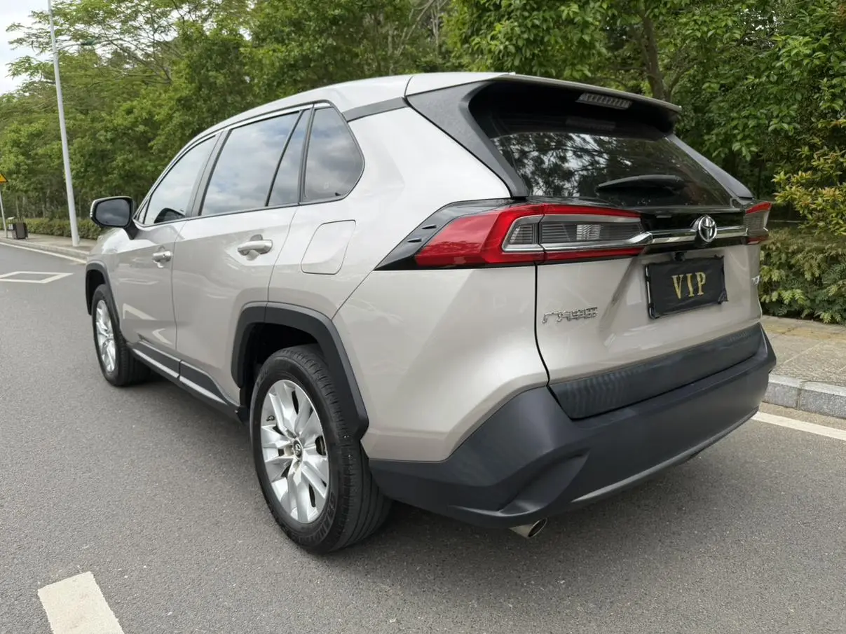 TOYOTA Wilanda 2.0L two-wheel drive leading version