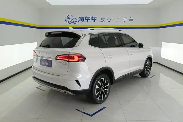 Roewe Roewe RX5 MAX Supreme series 300TGI automatic Smart Cockpit version