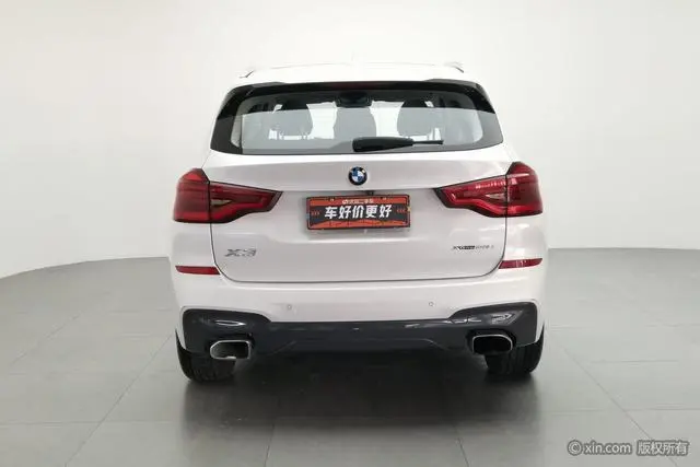 BMW BMW X3 xDrive28i M sports suit