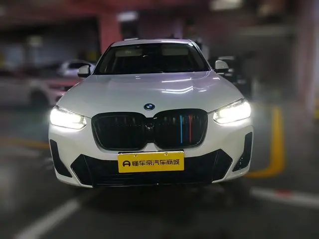 BMW BMW iX3 Facelift leading type