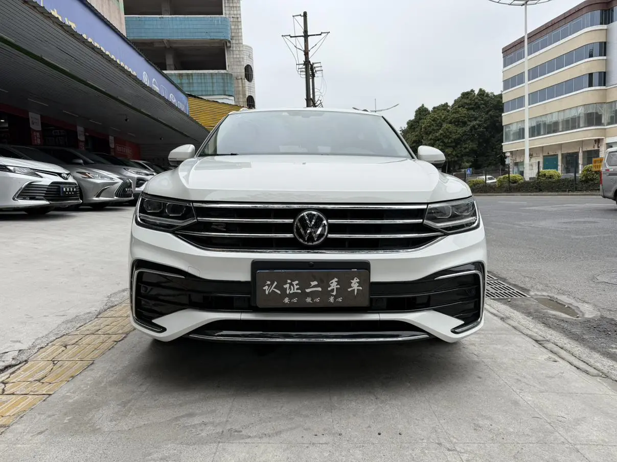 Volkswagen Tiguan L 330TSI automatic two-wheel drive R-Line Premium edition