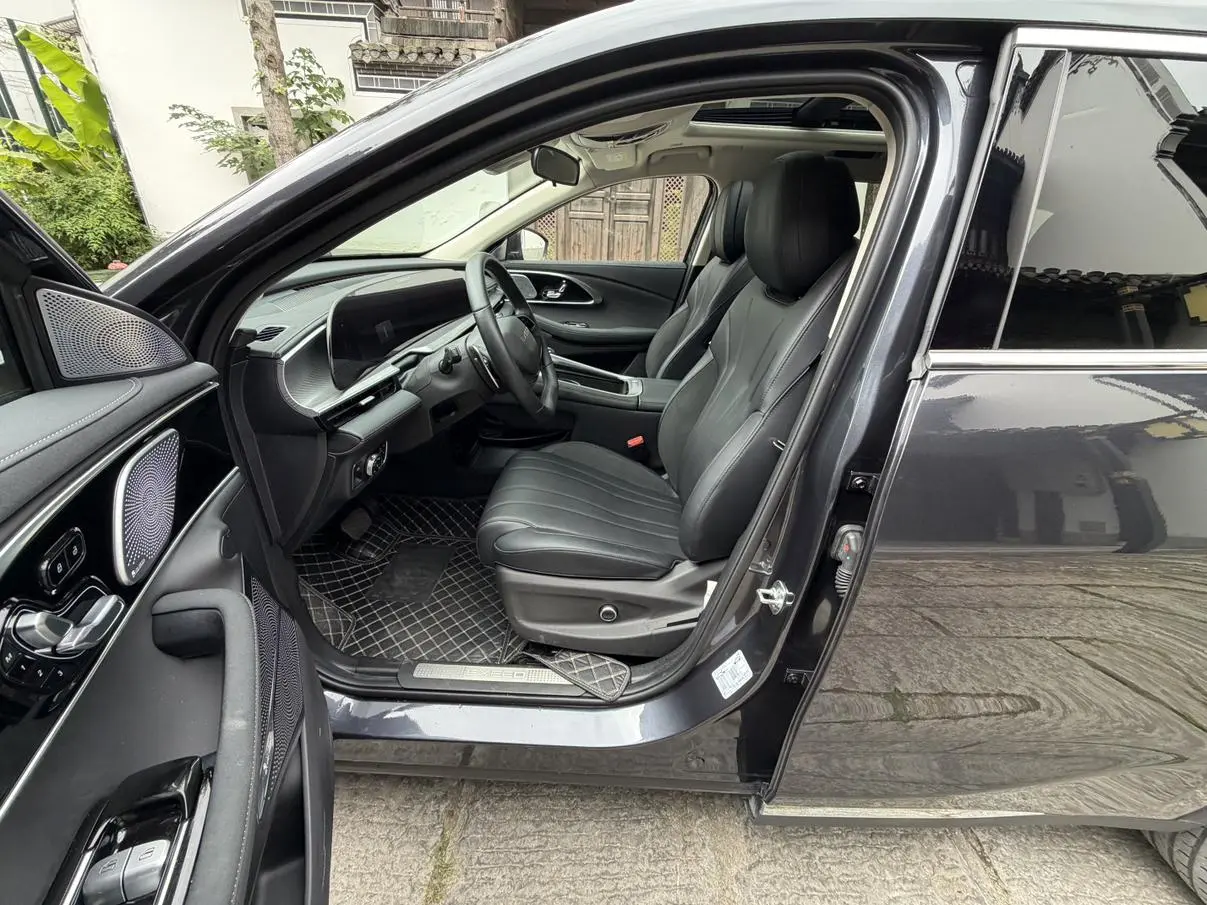 EXEED Xingtu Lingyun Lingyun 400T two-wheel drive Star Edition