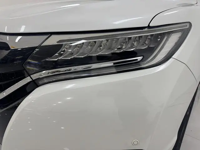 Honda Honda UR-V 240TURBO two-wheel drive deluxe edition Country V
