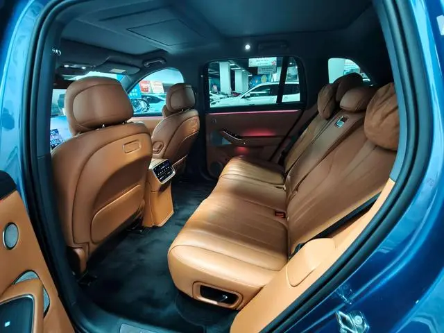AITO Ask the world M7 Extended range Ultra five-seater four-wheel drive version