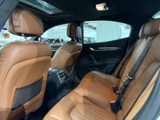 Maserati Ghibli 3.0T Standard Edition