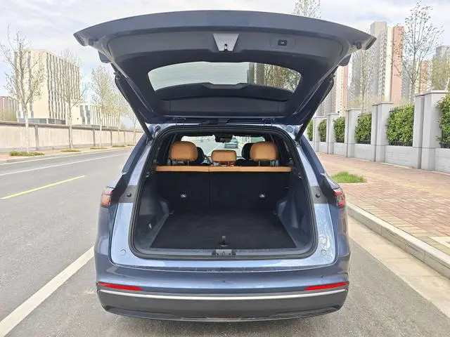 Geely Galaxy Galaxy Starship 7 EM-i 120KM Pilot Version