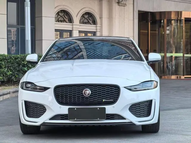 Jaguar Jaguar XEL 2.0T 250PS S aggressive and elegant version