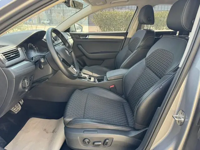 Skoda Speed pie ZI330 DSG Chuangxing Edition