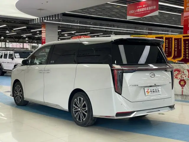 GAC Trumpchi M8 Master Series 2.0 TGDI Extreme Edition